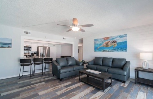 South Patrick Shores Condo | Oceanfront Updated Condo - Direct Beach Access!