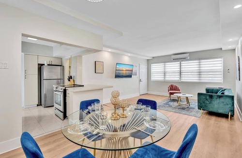 Bay Harbor Islands Apartment | Old Bay Vista | Stylish 1BR Getaway