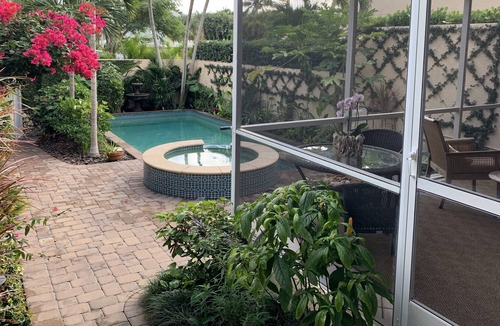 Old Naples Villa | Old Naples/Downtown, private pool&garden, 6 blocks to beach!
