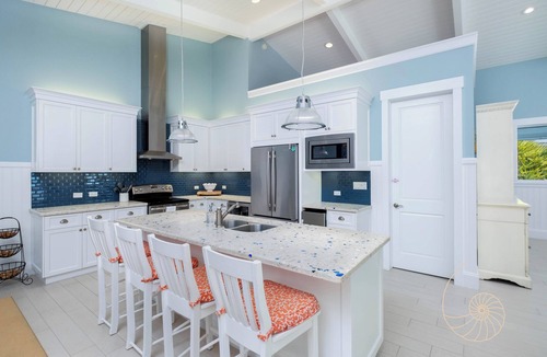 Islamorada House | One Ten Palms ~ Charming Islamorada Beachfront Home with Heated Pool
