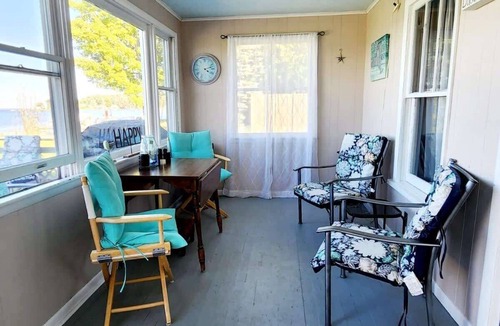 Bridgeport House | Oneida Lakeside Retreat