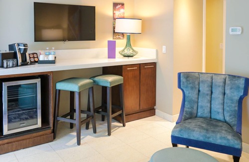 Old Town Hotel | Orchid Key Inn - Adults Only