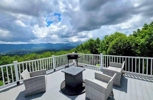 Andrews House | Overlook Retreat