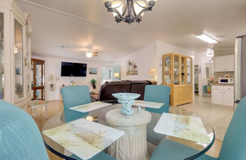 Stuart House | Paddle on the River! Waterfront Retreat in Stuart