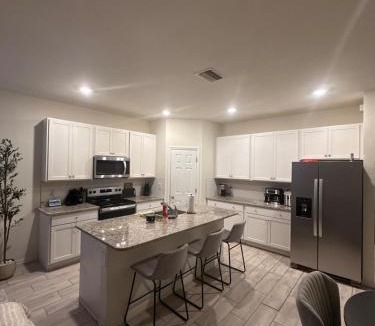 Westminister Apartment | Palm Grove Duplex Retreat