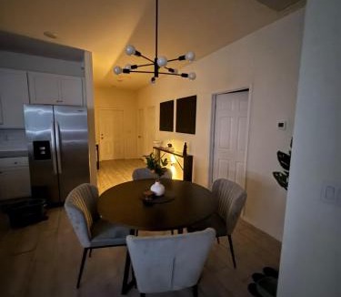 Westminister Apartment | Palm Grove Duplex Retreat