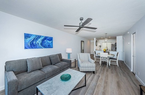 Palma del Mar Condo | Palma 'Island Life to a Tee'