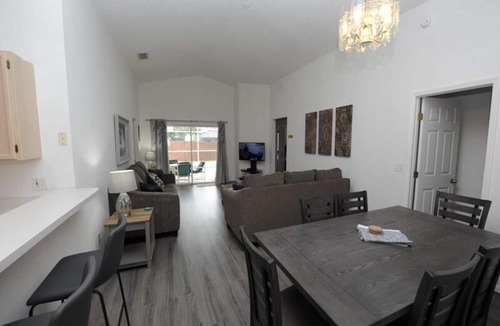 Clear Creek Villa | Palmview Villa by Paradise Resort Vacations