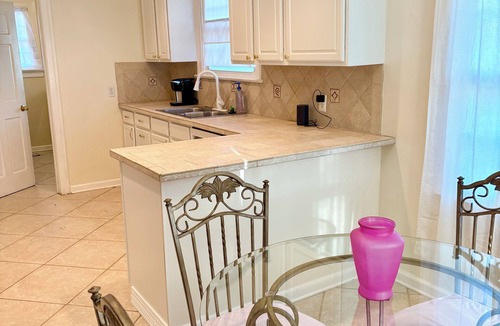 Whitfield House | Paradise Escape with Pool Sarasota Bradenton