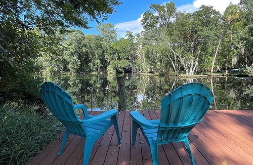 Homosassa House | Paradise get-a-way on the Homosassa River, near the head springs! New Listing!