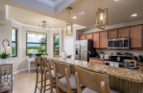 Naples Condo | Paradise on the Link’s | Golf Bundled, Pet Friendly, Resort Amenities, Sunsets