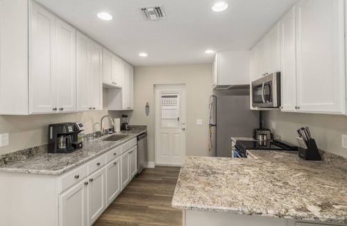Tropic Apartment | Paradise Palms 102 with private patio