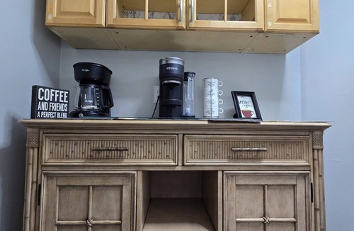 Port Saint Lucie House | Parisian Escape in Port St. Lucie! Complete with Spacious Arcade! Bienvenue!