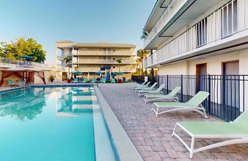 Historic Downtown Kissimmee Hotel | Park Royal Orlando