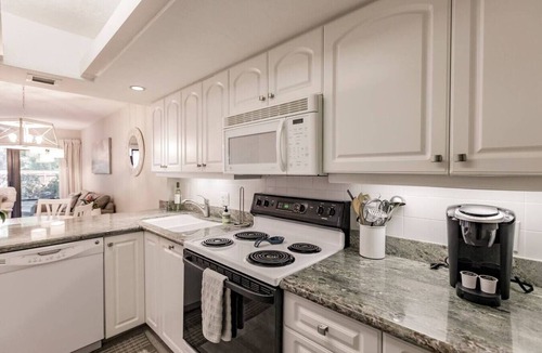Park Shore Apartment | Park Shore Resort Charming 1st Floor-BLDG A #102
