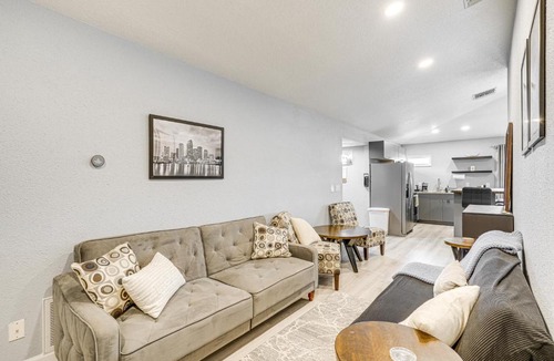 Greater Northdale Apartment | Pasture & Pond Views: Lovely Lutz Apartment