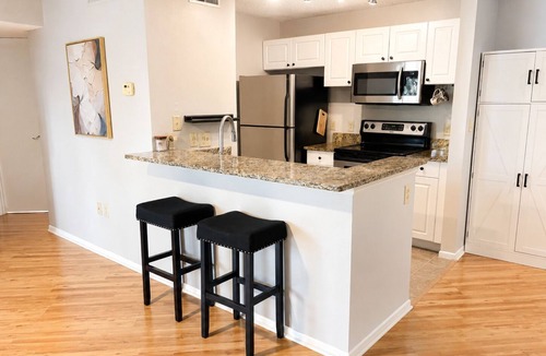 Gandy Condo | Peaceful 1-bedroom condo between DT St. Pete and DT Tampa