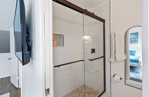 Fort Pierce Shores House | Peaceful 2-bedroom townhome across the street from beach in N. Hutchinson Island