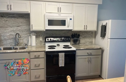 Saint James City Condo | Peaceful Island Living @ The Buccaneer Condo 1BR/1 BR with pool and dock