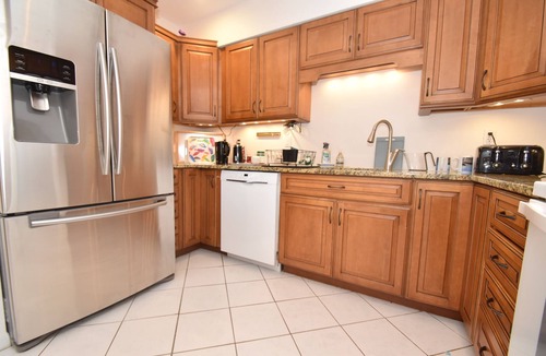 Vamo Condo | Pelican Cove Condominium Association BA264