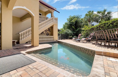 Englewood Villa | "Pelican Nest"Private Beach & Bay access & Pool 4bedroom 3bath