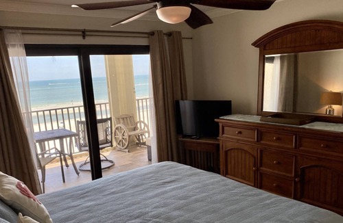 Fort Myers Beach Condo | Pelican Watch #502 - Great location, Nice Condo of Fort Myers Beach