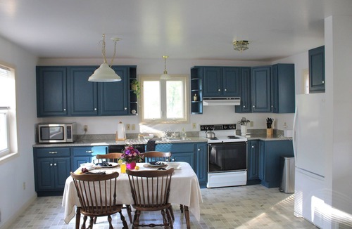 Selinsgrove House | Pennside Getaway Firepit, Creek Access