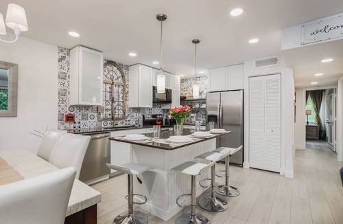Sarasota Springs Condo | Perfect Monthly Rental | Updated 3-Bedroom Condo | Heated Pools | Short Drive to Beaches