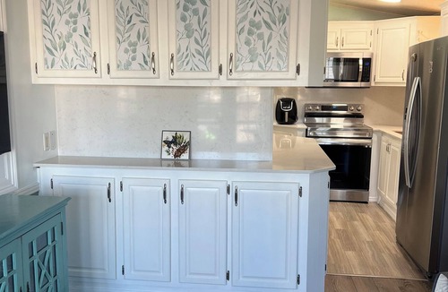North Naples Cottage | Pet friendly 2 bedroom in beautiful north Naples only 3 miles from the beach