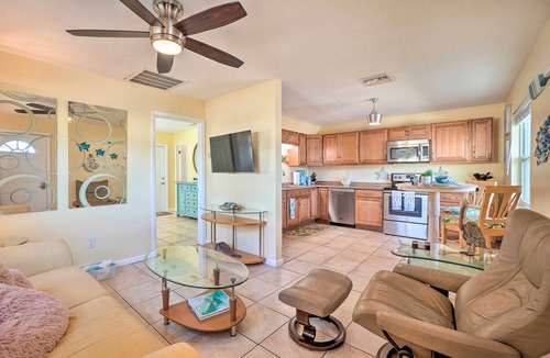 Downtown Dunedin House | Pet-Friendly Dunedin Townhome w/Private Yard