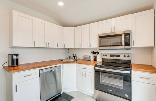 Stanhope House | Pet-Friendly Home w/Lake Views & Deck!
