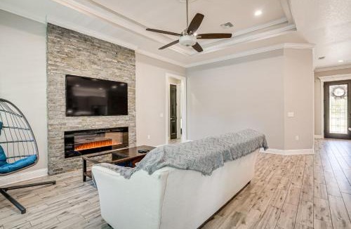 Lakeland House | Pet-Friendly Lakeland Family Oasis w/Game Room