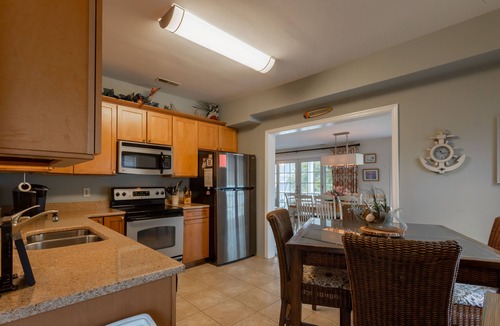 Rehoboth Beach Condo | Pet Friendly Ocean Block Duplex Parking Balcony