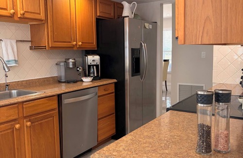 South Venice House | Pet Friendly, Relax, Gather & Unwind | Private Pool | Fire Pit