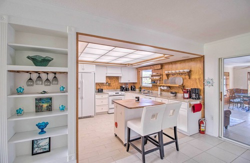 Sebastian Highlands House | Pet-Friendly Sebastian Home on Lake; Golf Nearby