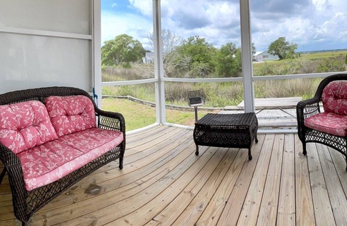 Butler Beach Cottage | Pet Friendly St. Augustine Cottage - Just 2 blocks from the beach!