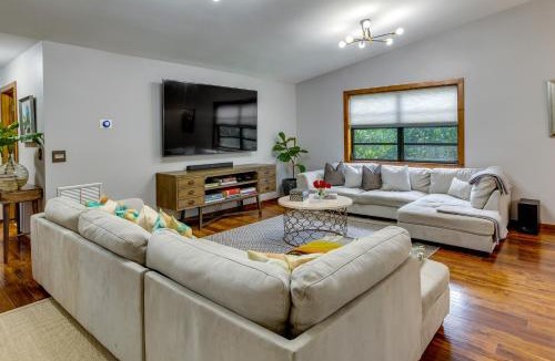 Wellington House | Pet-Friendly Wellington Vacation Rental on Canal!