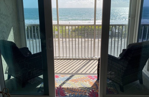 Indialantic By The Sea Condo | picture perfect beach front oasis. Great location for snowbirds!