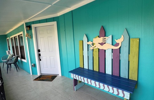 Saint James City House | Pine Island canal home with boat access to Gulf.