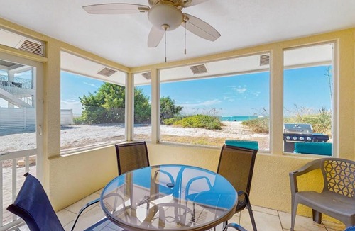 Holmes Beach Villa | Playa Casanas South
