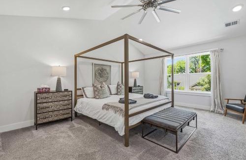 Scanlonville House | Pleasant Place Villa -Newly Built with Pool Close to downtown&beach