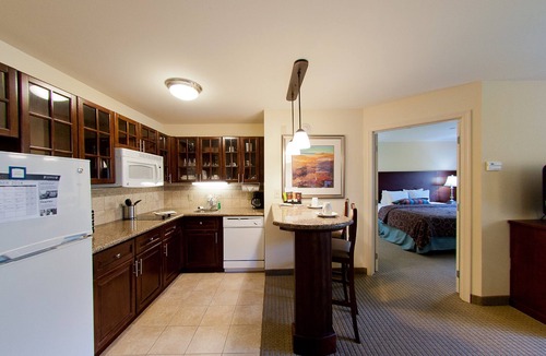 Minisink Hills Apartment | Poconos Suite w/Free Breakfast & Pool