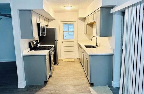 Port Saint Lucie House | Pool, 3 bedrooms, 3 full bathrooms with 2 dens, built-in bar by big park, beach.