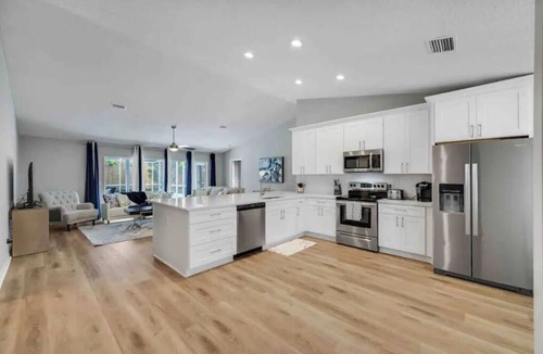 Palm Harbor House | *Pool* 8.5 miles to Honeymoon Island. 4 bdr