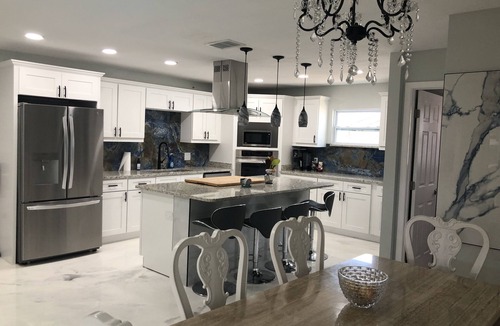 Tampa Shores House | POOL, FISH FROM THE DOCK, Newly renovated of entire house with new appliances.