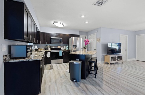 Indian River Estates House | Pool House w/Fireplace, BBQ Grill, WIFI, Cable, and EV Charger-20 min to Beach