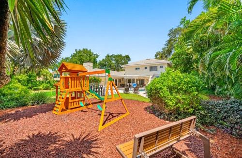 Anona House | Pool Soccer Basketball Game Room Sleeps 20