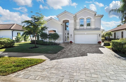 North Naples House | Pool/spa 4 bedroom plus den Naples house-gated community