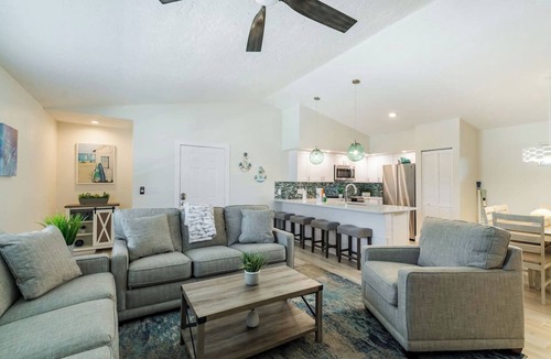 Holmes Beach House | Pool, Spa, Mini Golf, Games, Beach 4 bed 4 bath