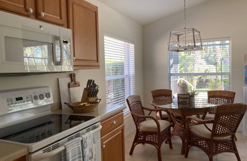 Fort Myers House | Pool/Spa Resort House Retreat